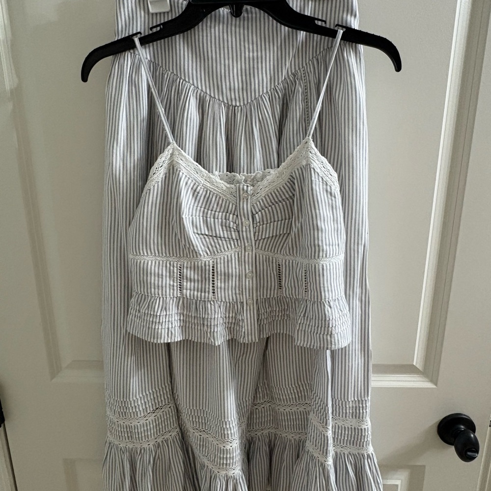 Aerie Striped Gray and White Top